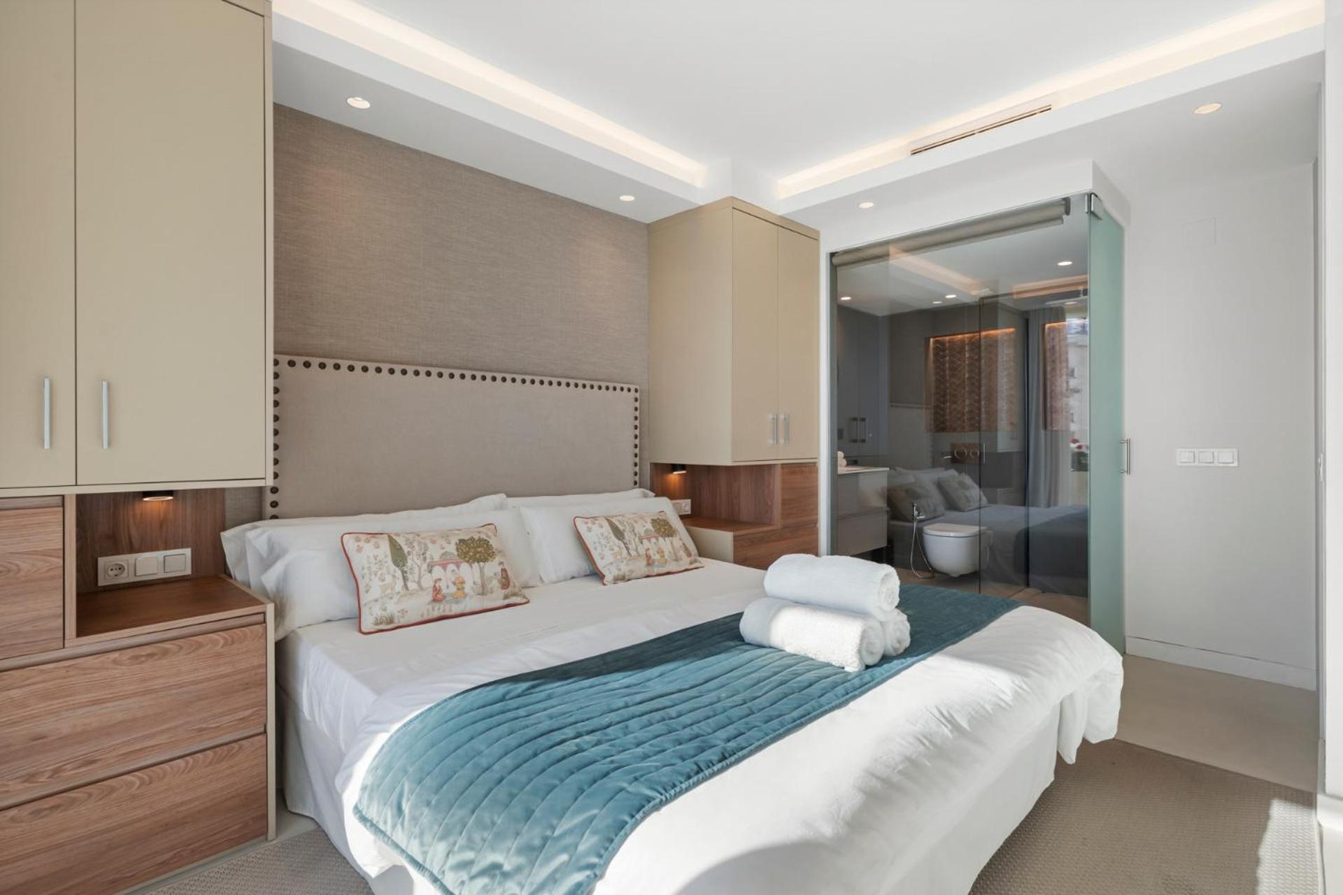 Beach Front Apartment With Pool Marbella Exterior photo